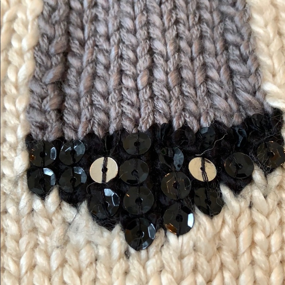 COPY - Character hat - Picture 2 of 4